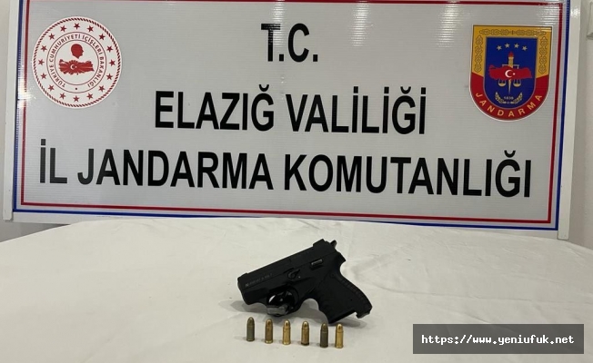 KURU SIKIDAN GERÇEK SİLAH YAPIYORLARDI, YAKALANDILAR