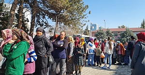 İsveç’ten Deprem Bölgelerine Gönüllü Yardım Kampanyası